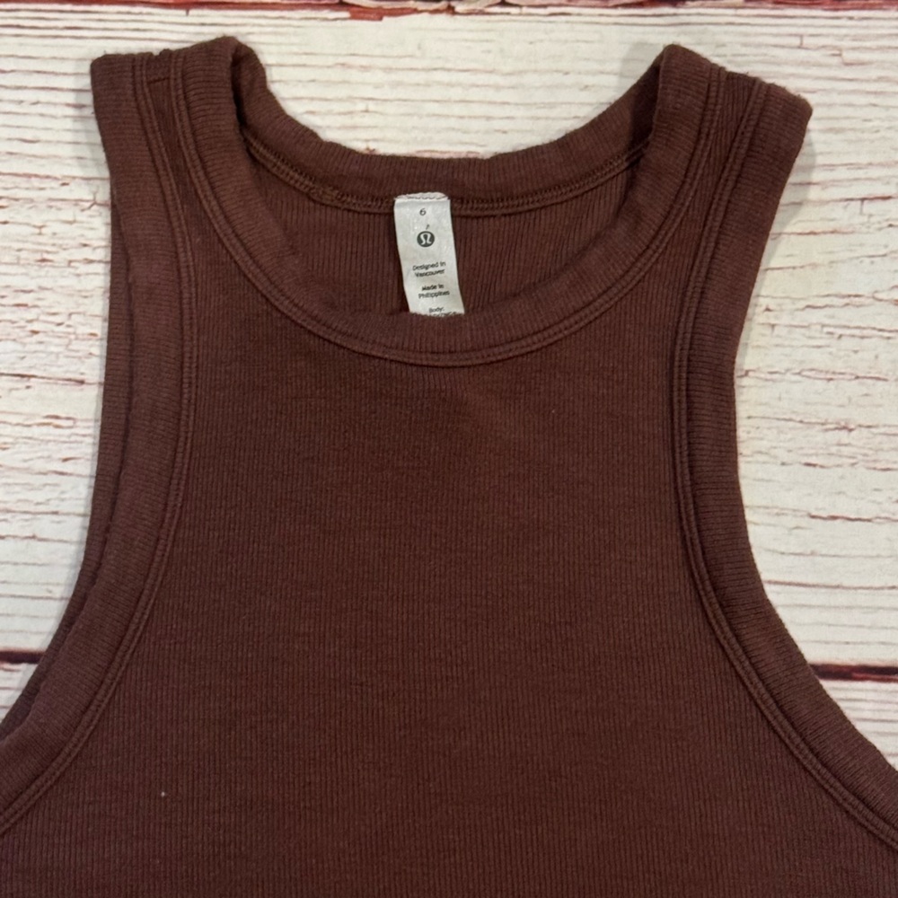 Lululemon Hold Tight Cropped Tank Top in Java Sz 6 - Picture 5 of 11